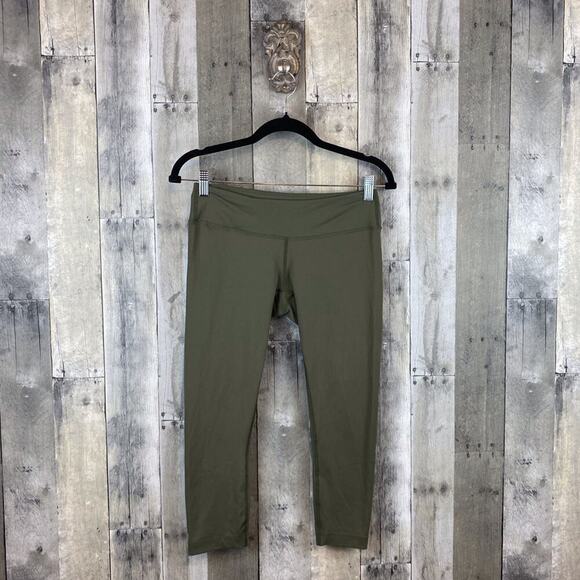 NOBULL Crop Low Rise Leggings in Army Green Size Medium. - Picture 2 of 10